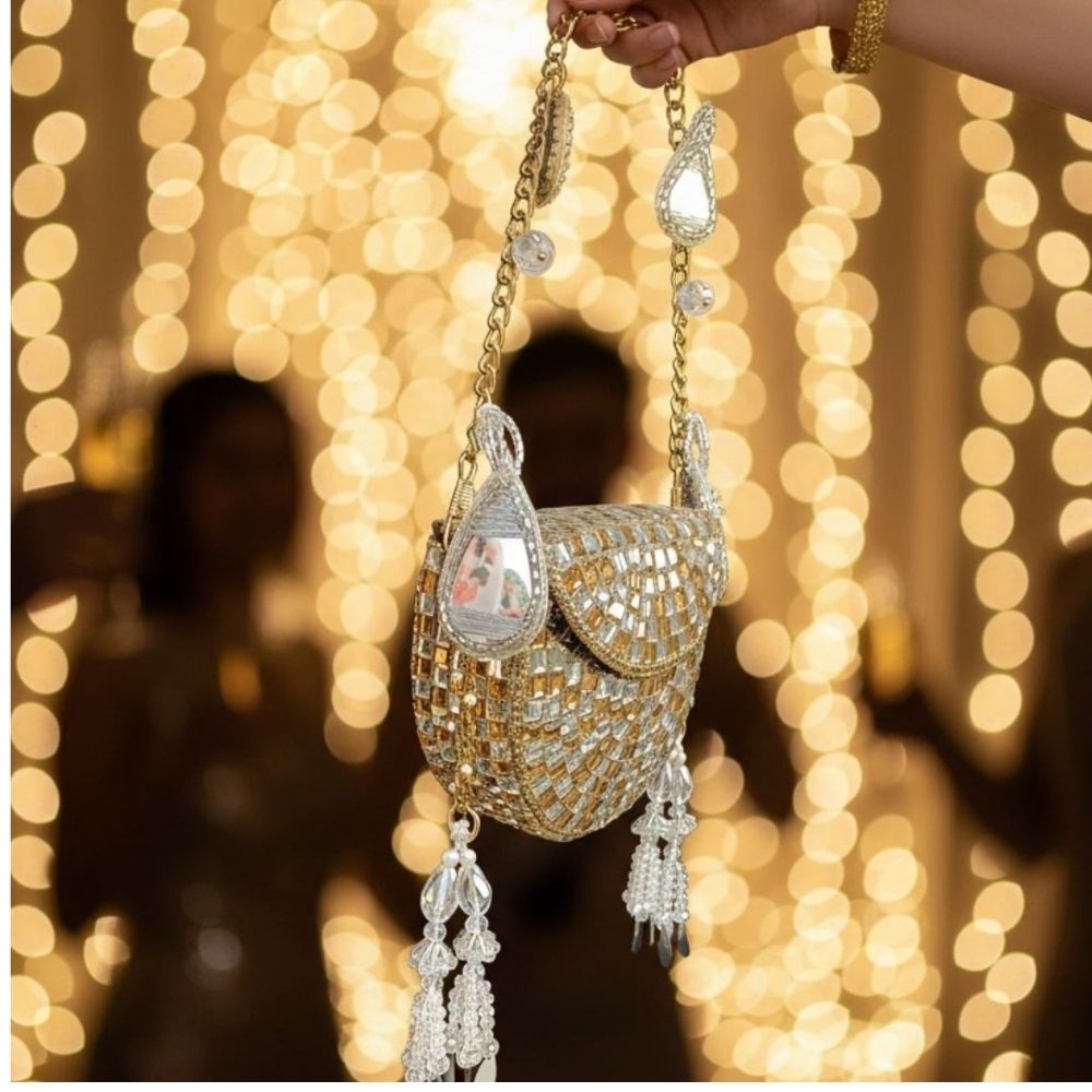 Crystal Metal Bag - A Statement of Timeless Glamour